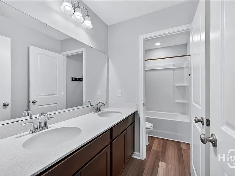 124 Jennie Dr — Photo 21