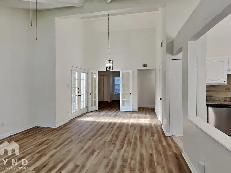 6708 Oriole Ct — Photo 6
