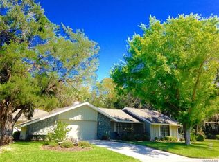 5 Redbay Ct W, Homosassa, FL 34446