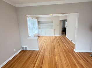 1159 Clarence Ave, Oak Park, IL 60304