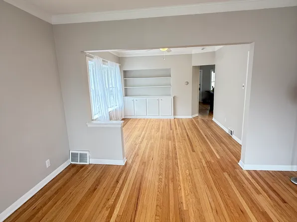 1159 Clarence Ave, Oak Park, IL 60304