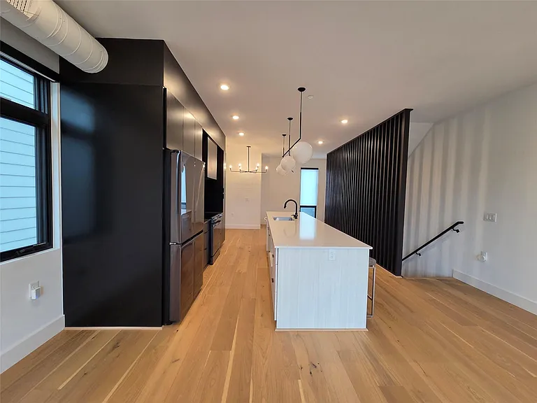 1640 Bagley St #13 — Photo 10