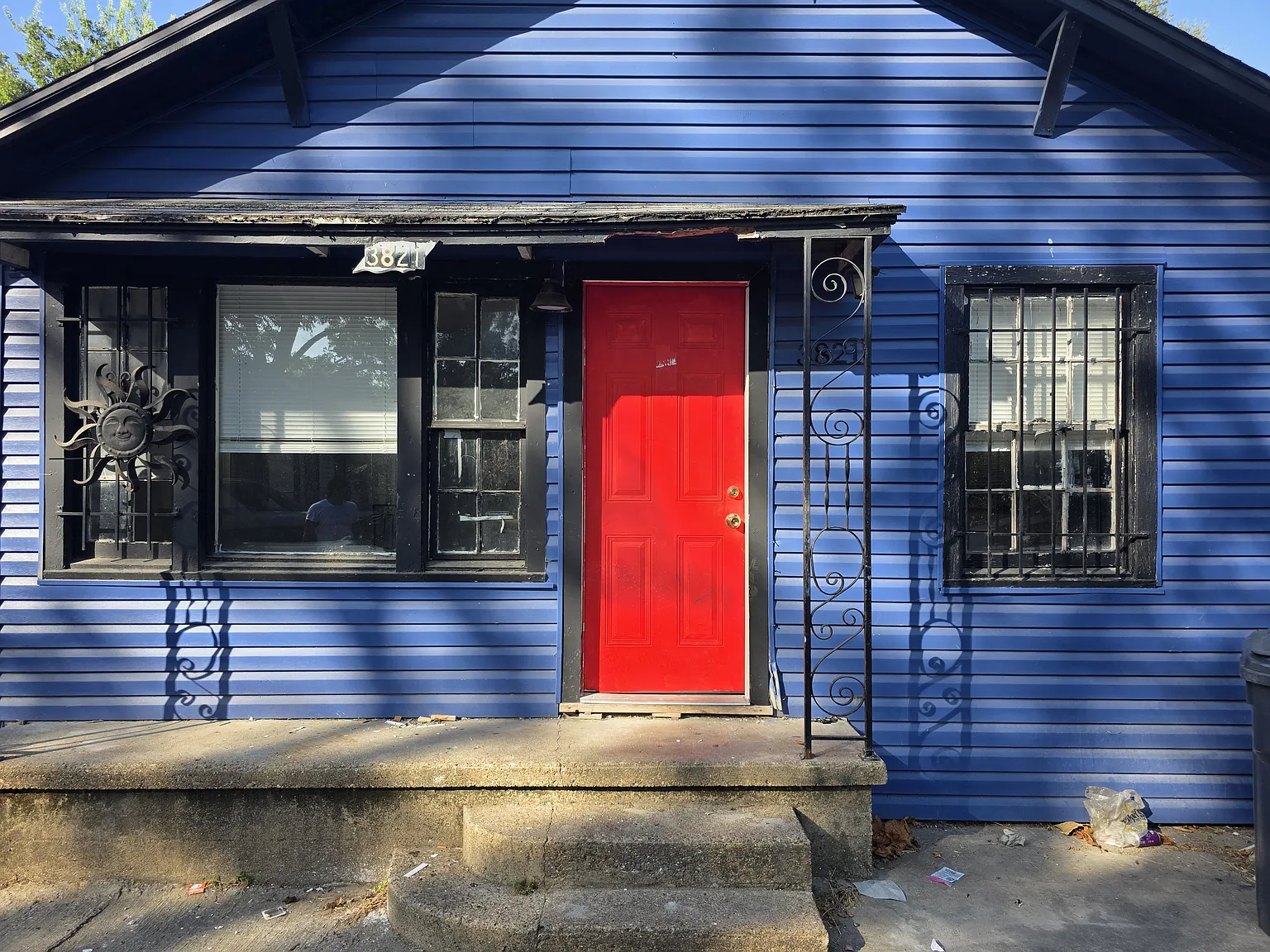 2 bed, 850 sqft, $1,300 — Photo 1