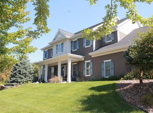 784 Stonebridge Ave, Onalaska, WI 54650