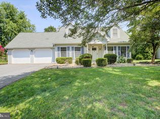 768 Franklin Square Dr, Chambersburg, PA 17201