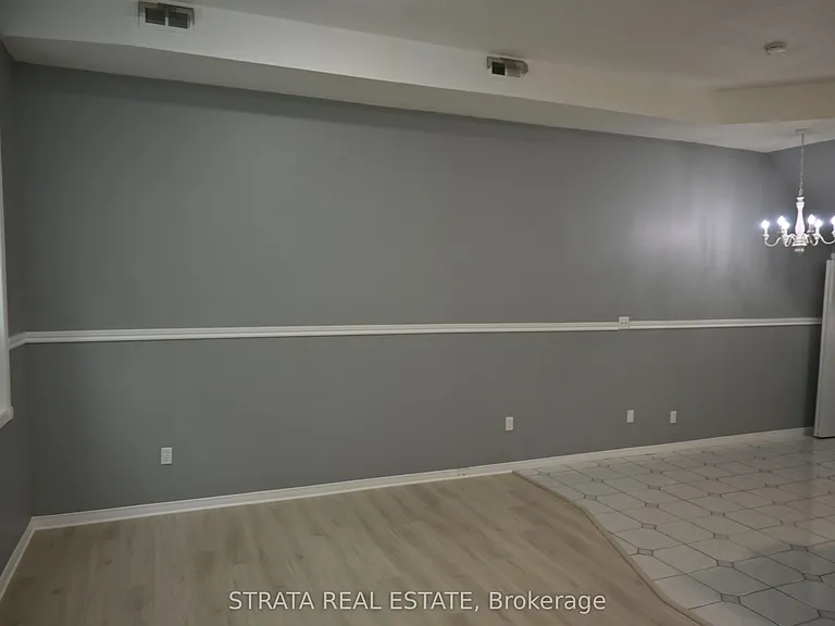 199 King St E #1 — Photo 25