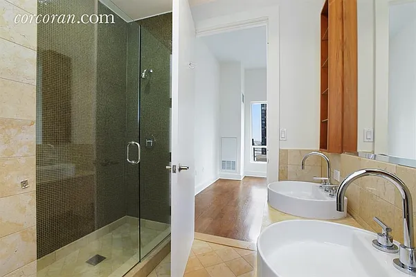 Rented by Corcoran | media 27