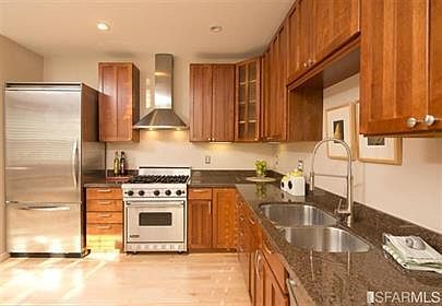 5th image of 47 Rosemont Pl #1