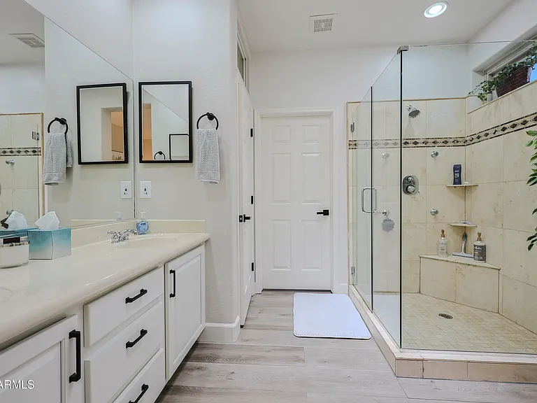 2462 W Turtle Hill Dr — Photo 6
