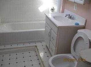 38 High St APT 3, Danvers, MA 01923