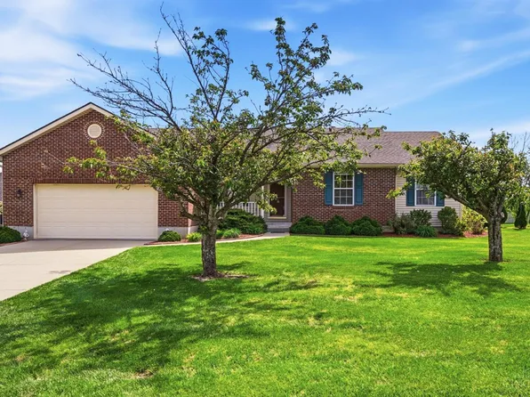 7981 Tara Dr, West Chester, OH 45069