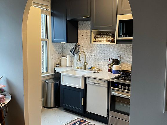 4th image of 1875 Mintwood Pl NW APT 34