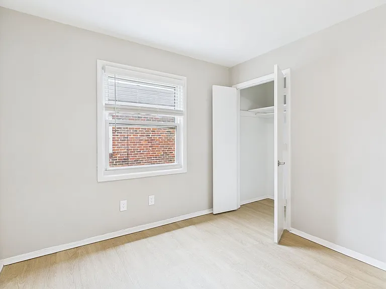 10 W 27th St — Photo 35