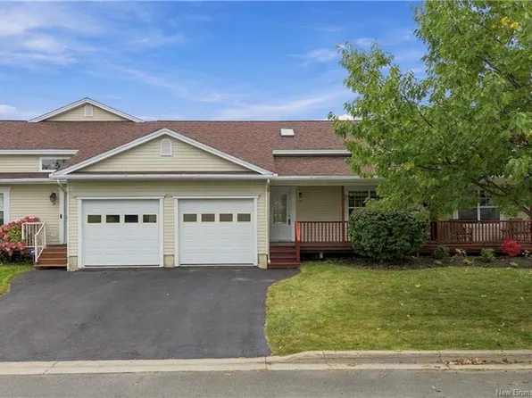 28 Harley Ave, Fredericton, NB E3G 0J7