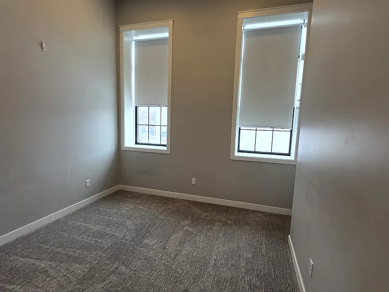 218 N Locust St #203 — Photo 6