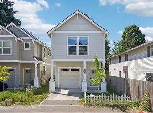 8610 SE Woodward Ct, Portland, OR