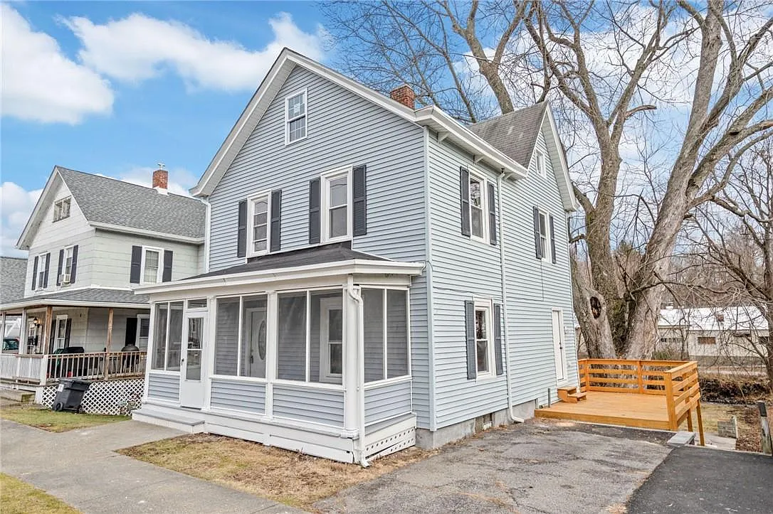 71 Valley Avenue photo 1