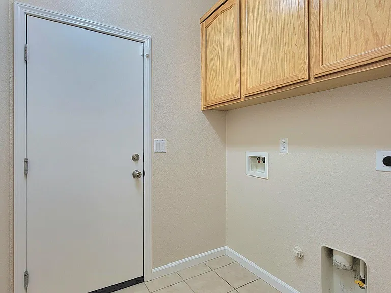432 Lone Spur Dr — Photo 17