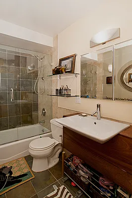 Rented by Citi Habitats | media 7