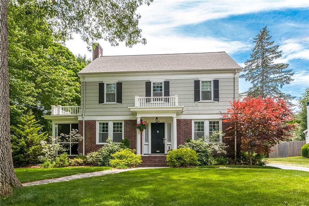 218 Bayview Ave, Warwick, RI 02818 Zillow