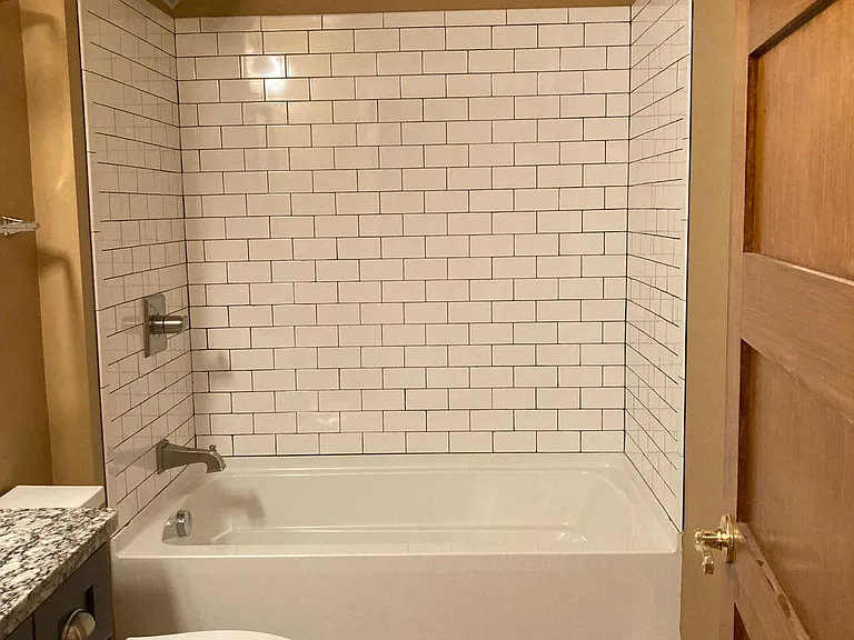 212 S Center St #203 — Photo 19
