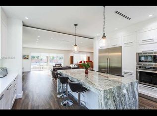 7210 SW 100th St, Pinecrest, FL 33156