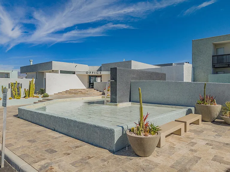 Echo Luxury Apartments — Photo 15