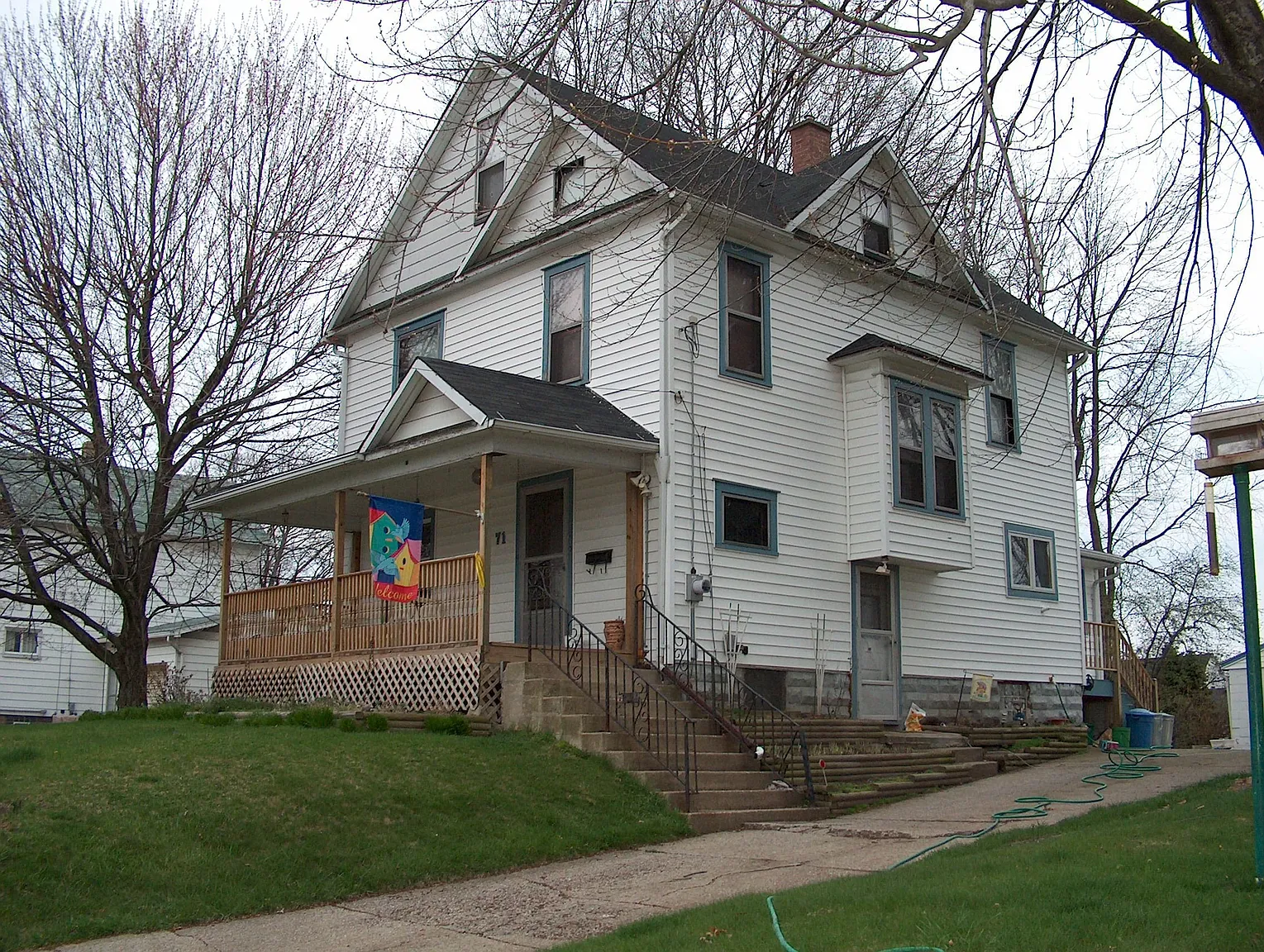 71 Harvey St photo 1