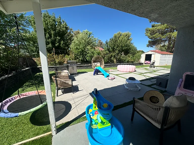 1833 Einstein St — Photo 42