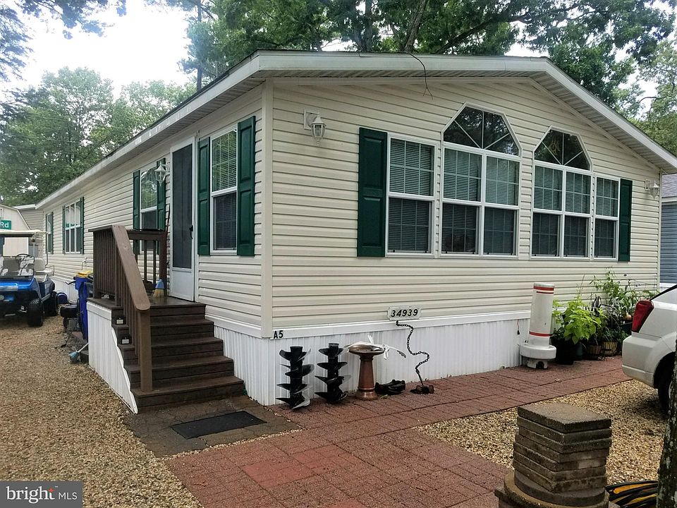 1st image of 34939 North Dr #52062