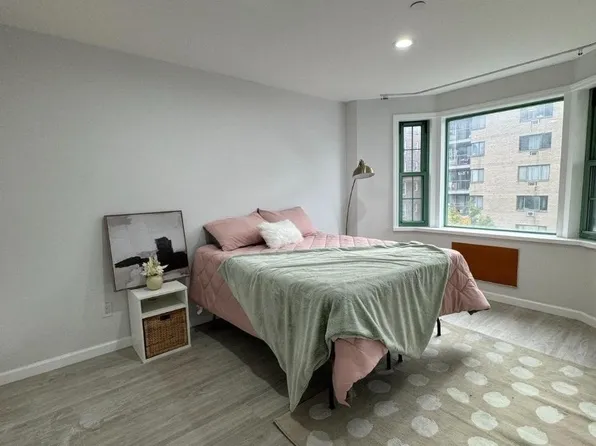 134-43 Maple Avenue image 6 of 6