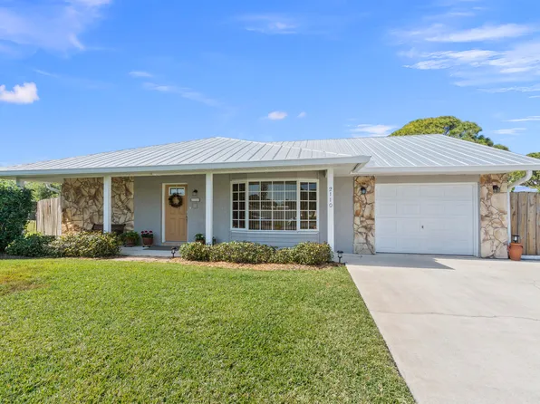 2110 SE Carnation Road SE, Port St Lucie, FL 34952