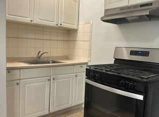1132 W 4th St #2A, Wilmington, DE 19805