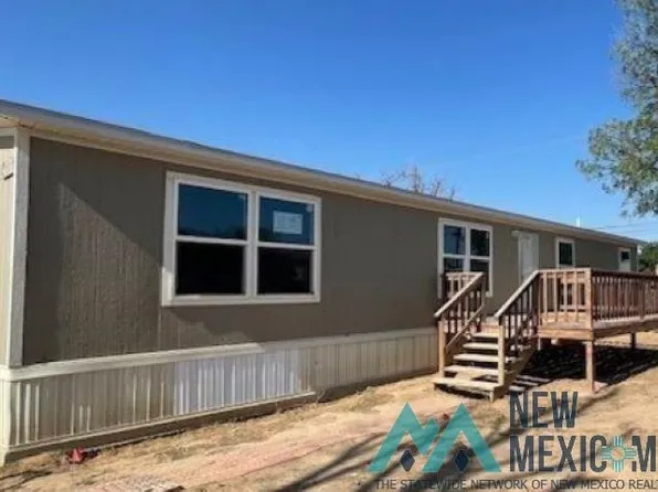 1811 Bindel St, Carlsbad, NM 88220
