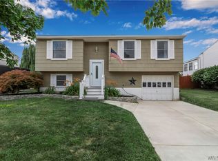 122 Dubonnet Dr, Depew, NY 14043