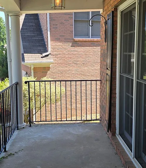 174 Ennisbrook Dr SE — Photo 38