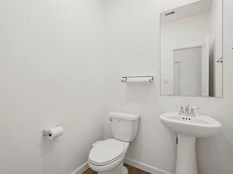6407 Amberwood Dr — Photo 21
