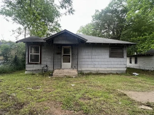 318 Beckham St W, Sulphur Springs, TX 75482