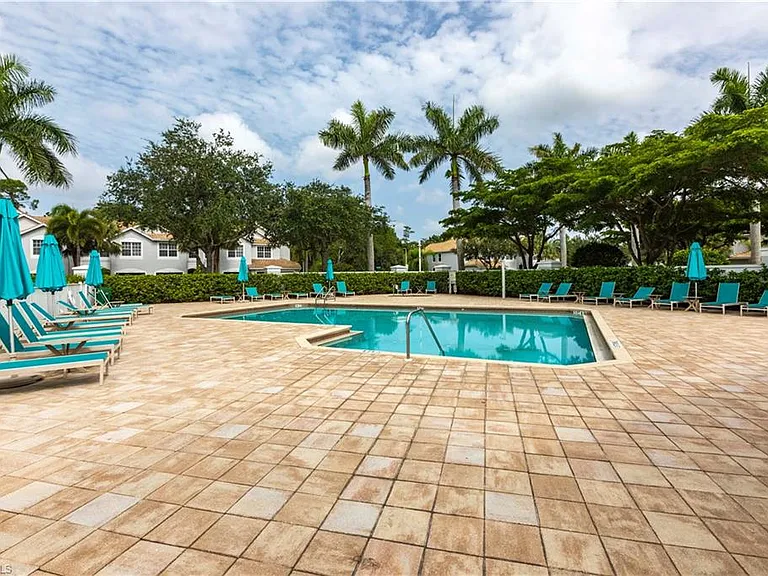 15616 Marcello Cir — Photo 40
