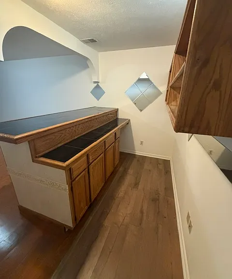 1542 Blossom St SE — Photo 14