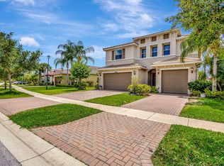 2884 Bellarosa Cir, Royal Palm Beach, FL 33411