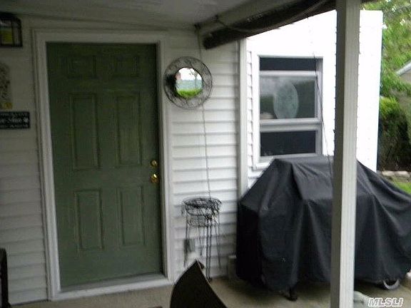 5th image of 18 Peter Ln