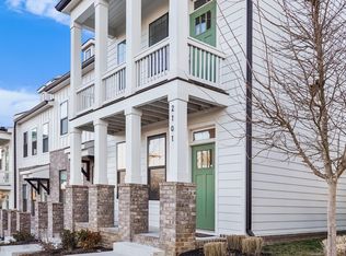 2101 Oakwood Ave, Nashville, TN 37207