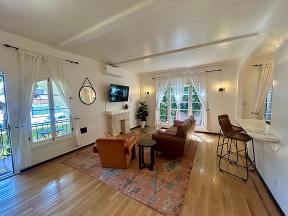 3rd image of 854 4th St #F