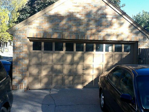 2-car garage.  One stall included in rental