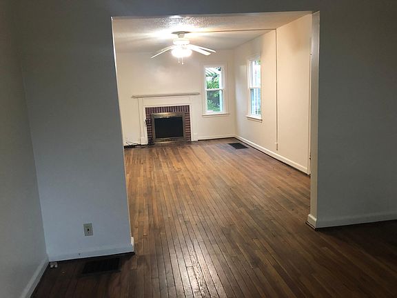 5th image of 895 W 8th Ave