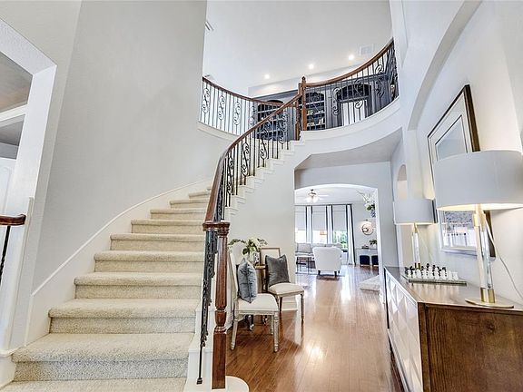 5th image of 12006 Cove Edge Ln