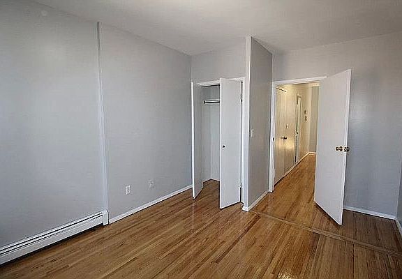4th image of 147 9th St APT 3B