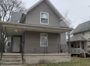 709 E 3rd St, Frenchtown, MI 48161