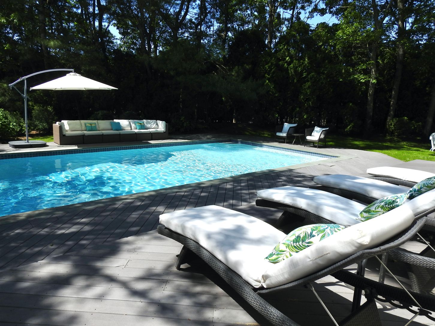  ample decking